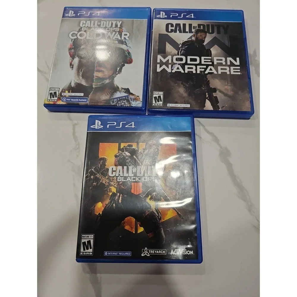 Lot of 3 Call of Duty PlayStation PS4 Games Cold War, Black Ops, Modern Warfare